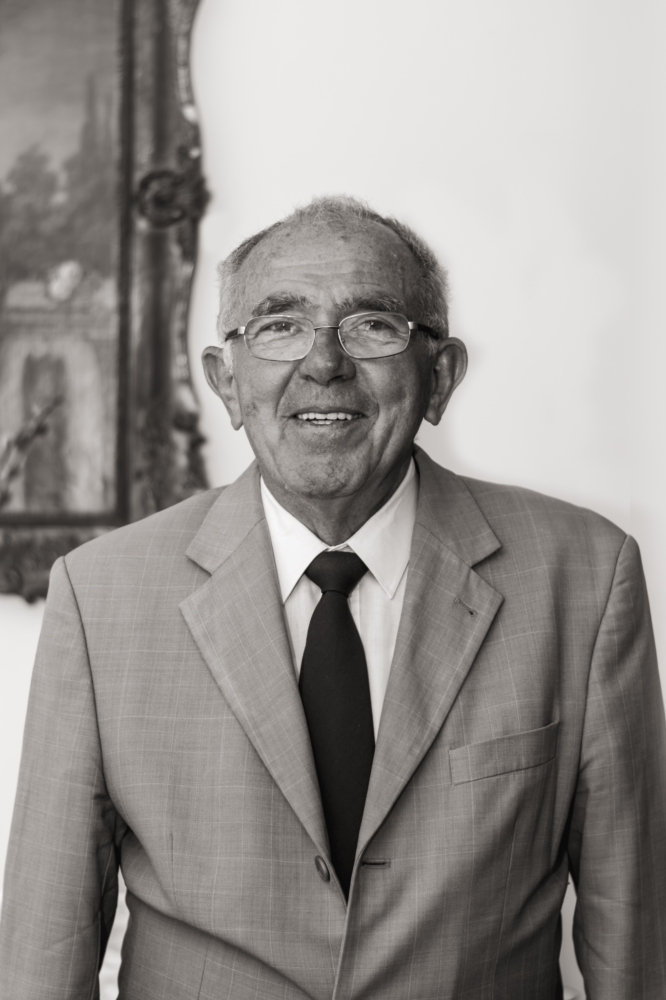 Elhunyt Dr. Magassy Dániel (1939-2026) Elhunyt Dr. Magassy Dániel (1939-2026)
